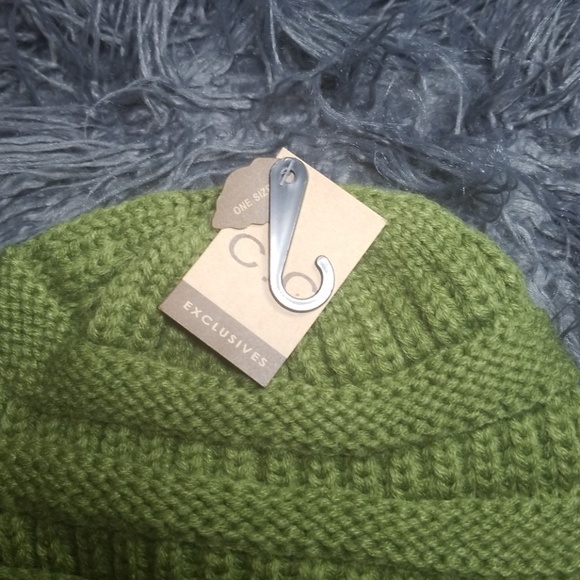 C.C beanie hat - Picture 2 of 6